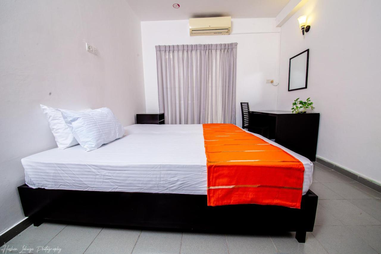 Asian House Hotel Colombo Luaran gambar