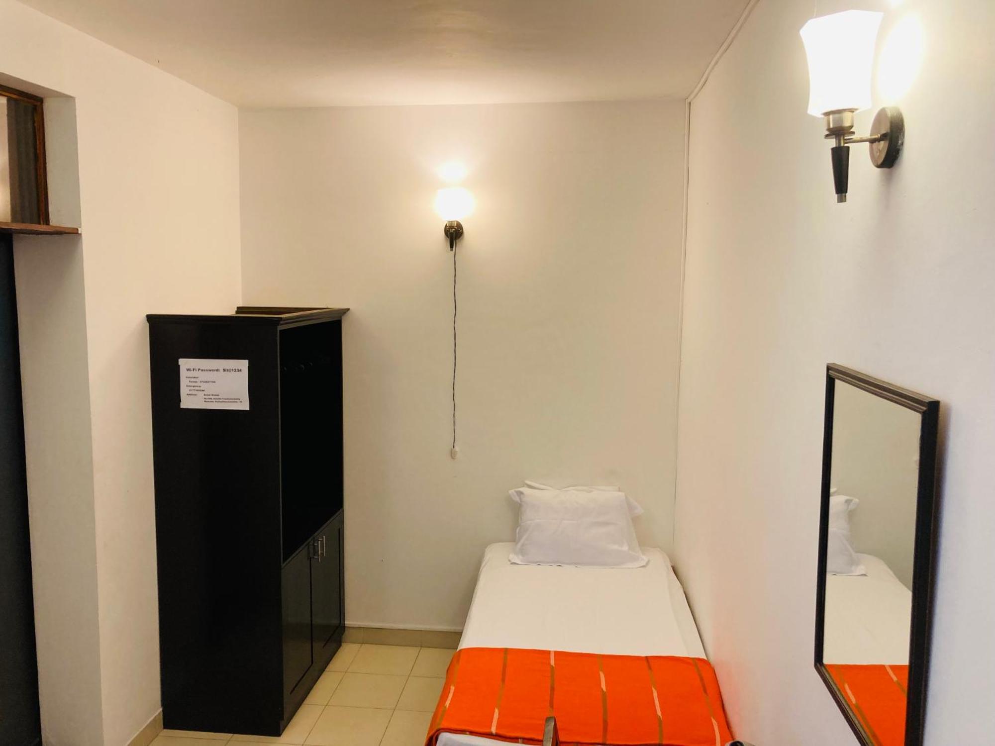 Asian House Hotel Colombo Luaran gambar